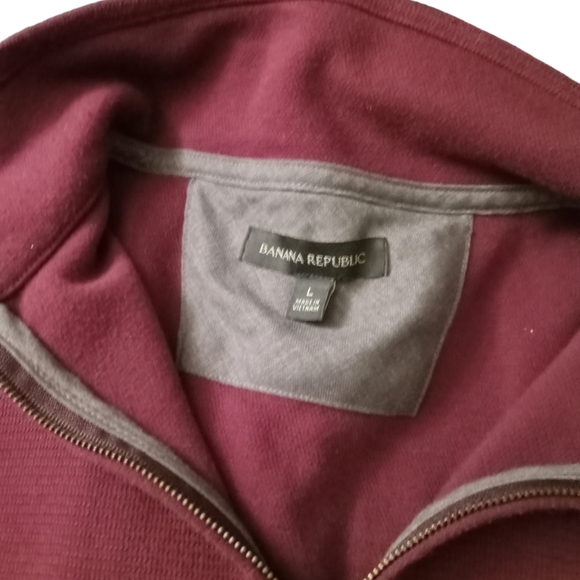 Banana Republic front zip long sleeve collared pullover. - Picture 2 of 4